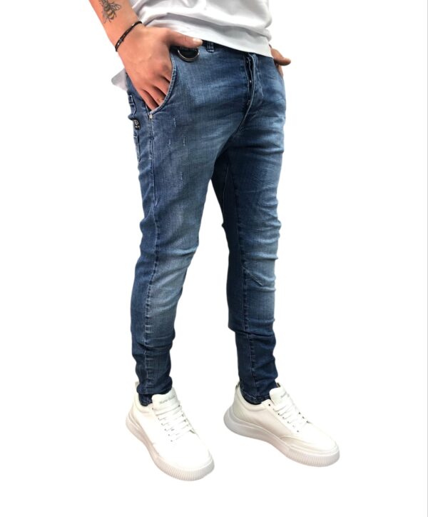 84e76a04 f8ca 4a4d 84a0 e88ced3e5a2d