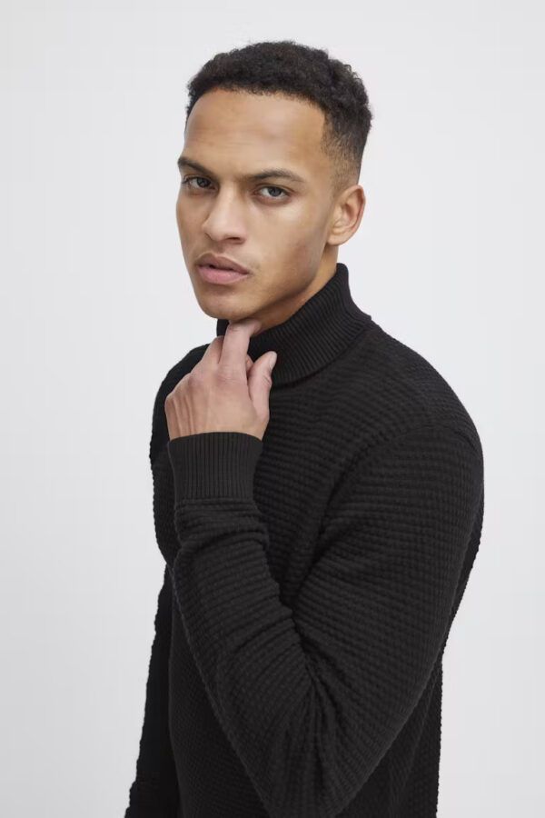 3915 eb141673 251d 4315 adb5 673327fee5b0