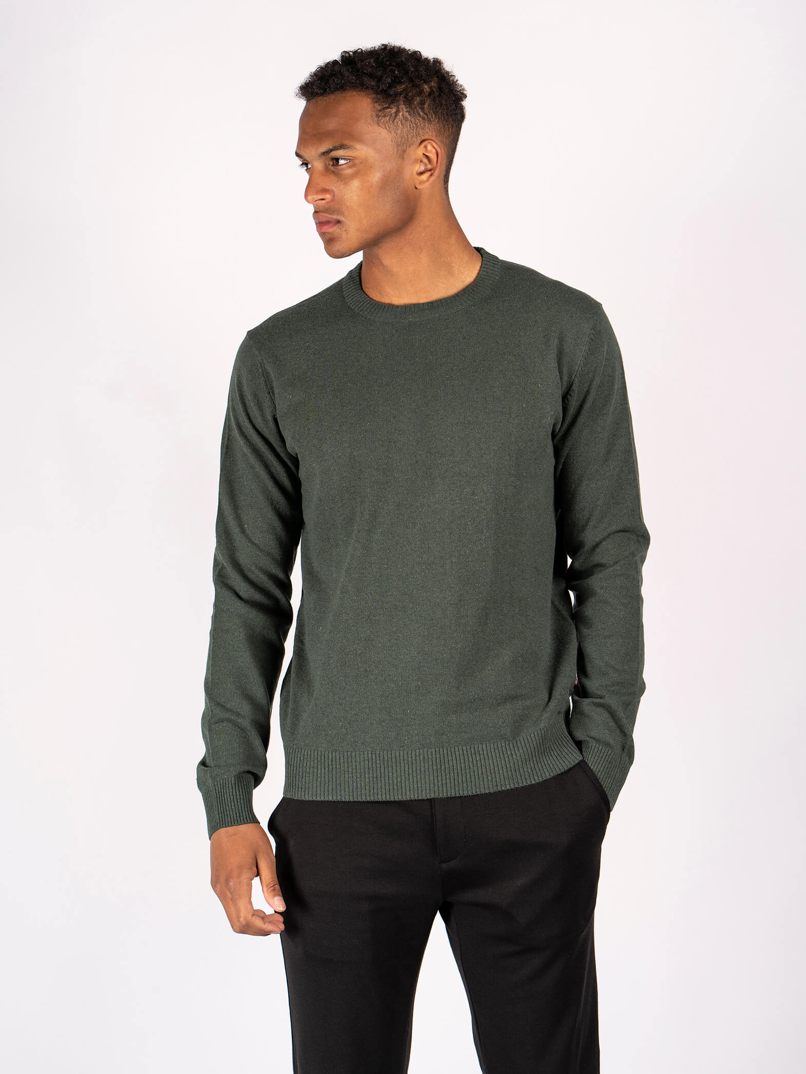 marcus dustin 1570x2093c (3)