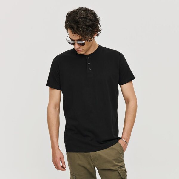 25017 101 751 BLACK 002