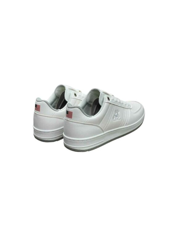 d933a5b4 0d81 44a0 b17a 0b19307424f4