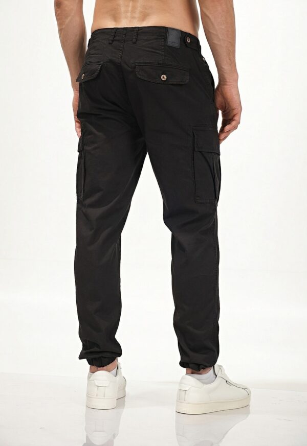 126 HENDRIX CRP BLACK 1