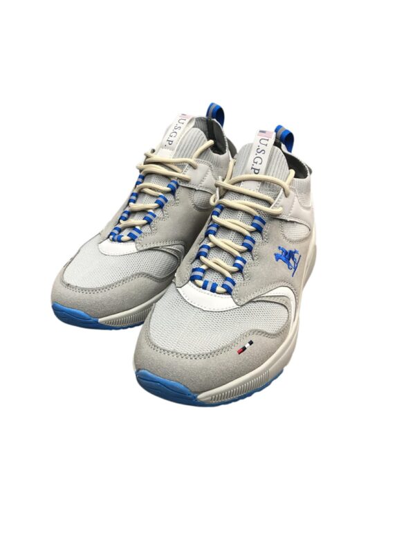 e175fea1 3d69 4000 be2e 46b084cb96e6